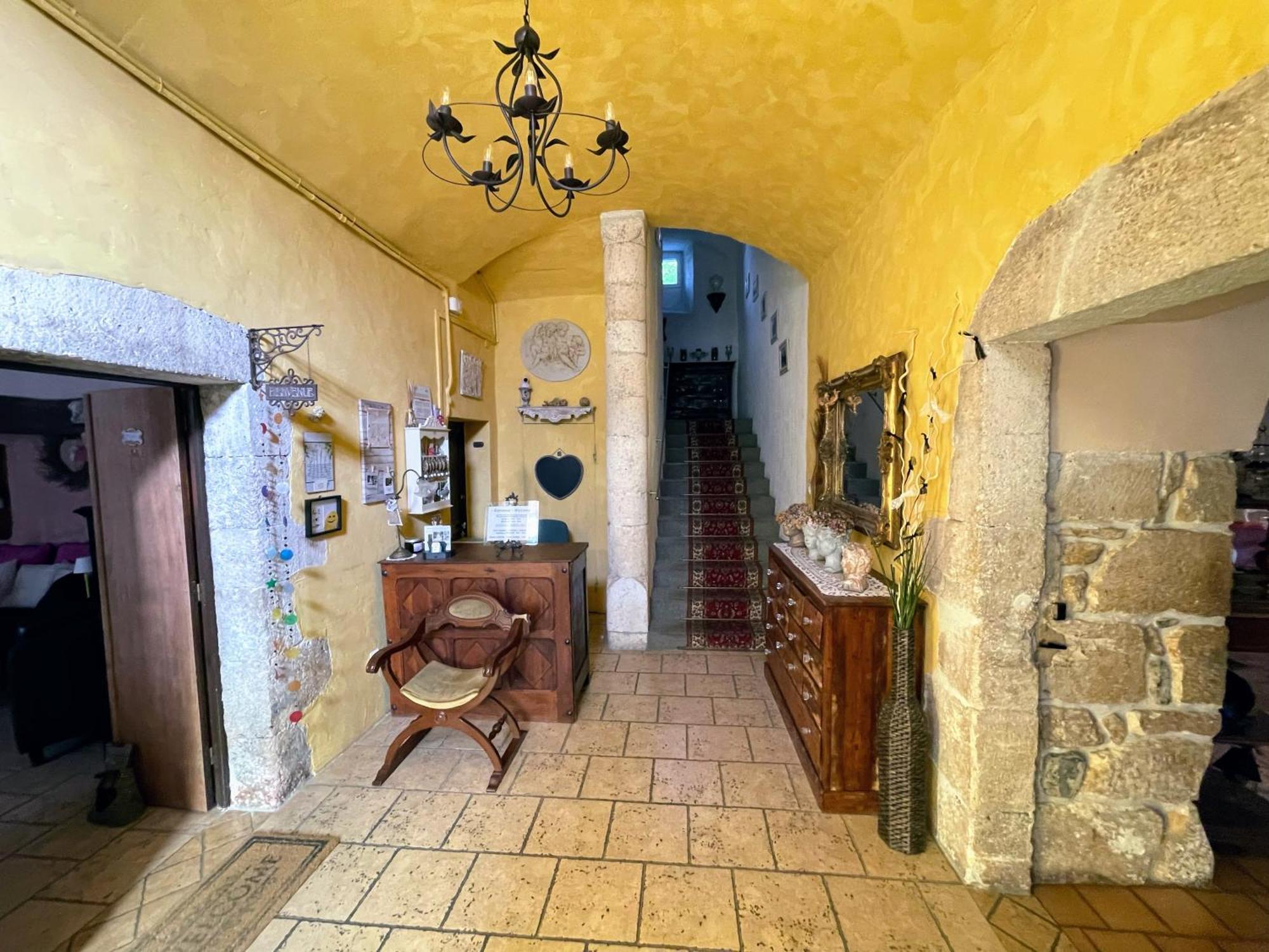 מלון Vallon-Pont-dʼArc Le Manoir Du Raveyron מראה חיצוני תמונה